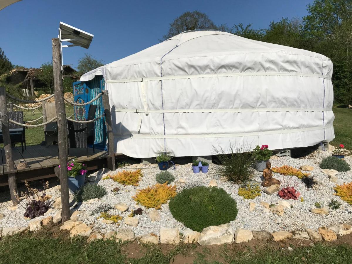 French Fields Luxury Glamping Original Mongolian Yurt Hotel Le-Vieux-Cerier Luaran gambar
