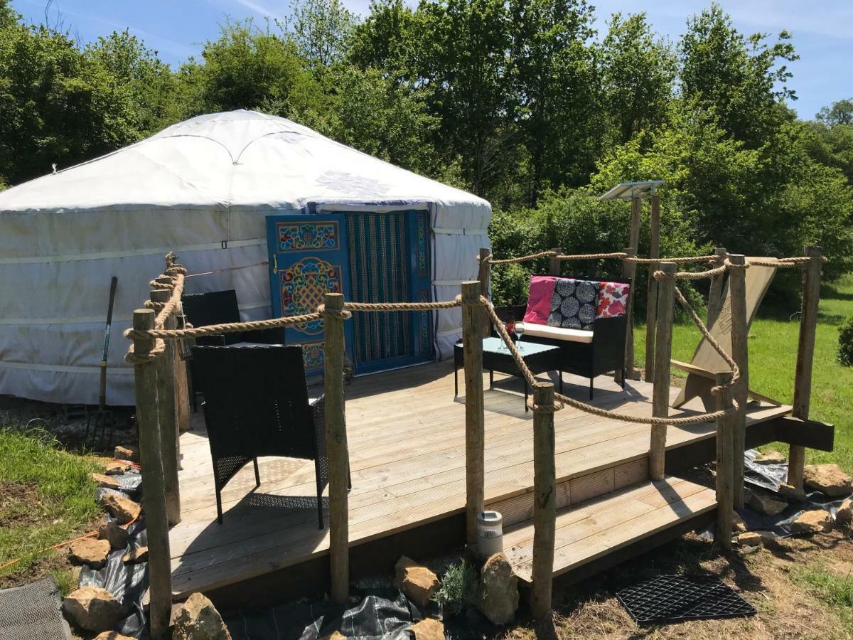 French Fields Luxury Glamping Original Mongolian Yurt Hotel Le-Vieux-Cerier Luaran gambar